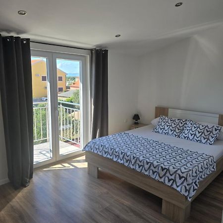 Apartment Fabijana 비오그라드나모루 외부 사진
